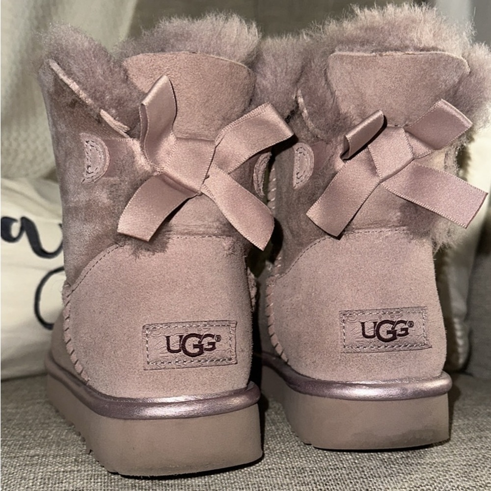 Rose Pink Bow Ugg